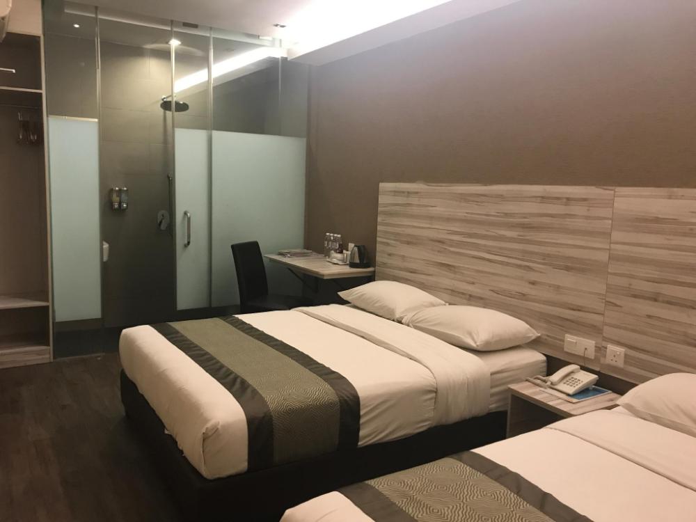 hotel austin paradise