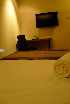 hotel austin paradise