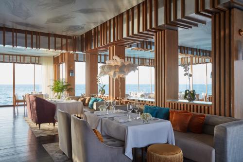 jumeirah al qasr dubai