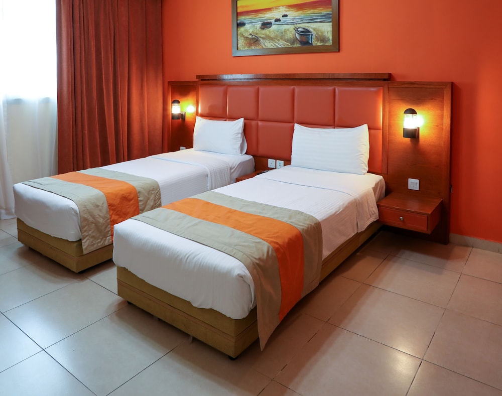 wescott plaza hotel apartment