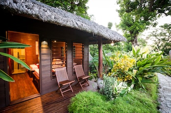 trees and fishes private retreat