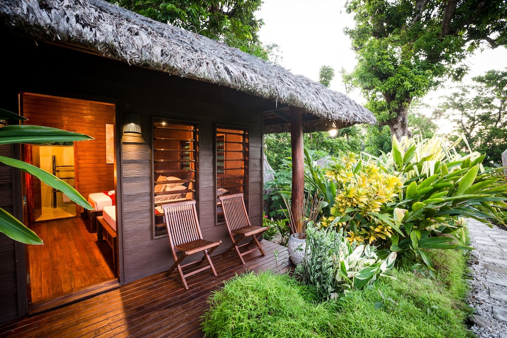 trees and fishes private retreat