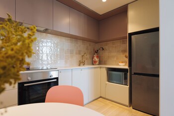 the trade boutique hotel