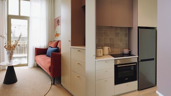 the trade boutique hotel