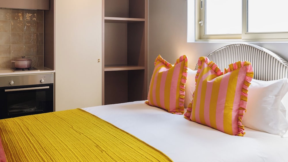 the trade boutique hotel