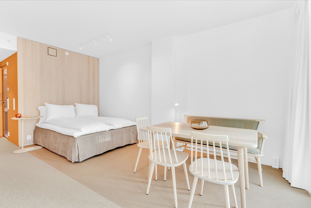 lux hotel apartments lillestr m