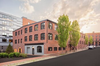 the weldon hotel