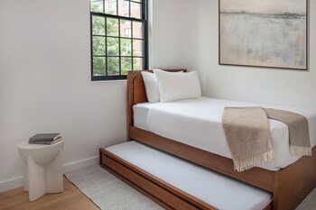 the weldon hotel