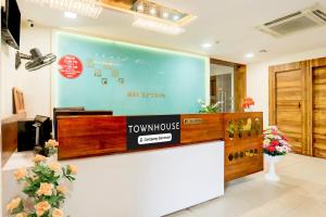 super townhouse prahladnagar