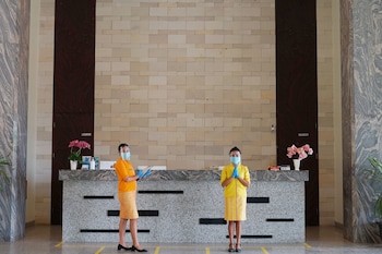 laprima hotel flores