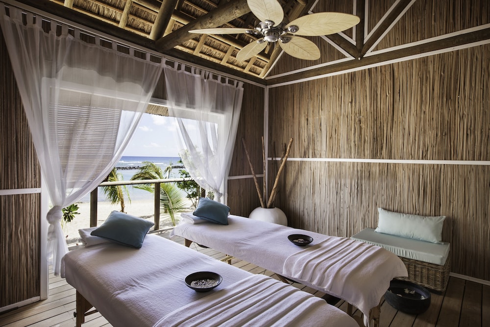 veranda pointe aux biches hotel