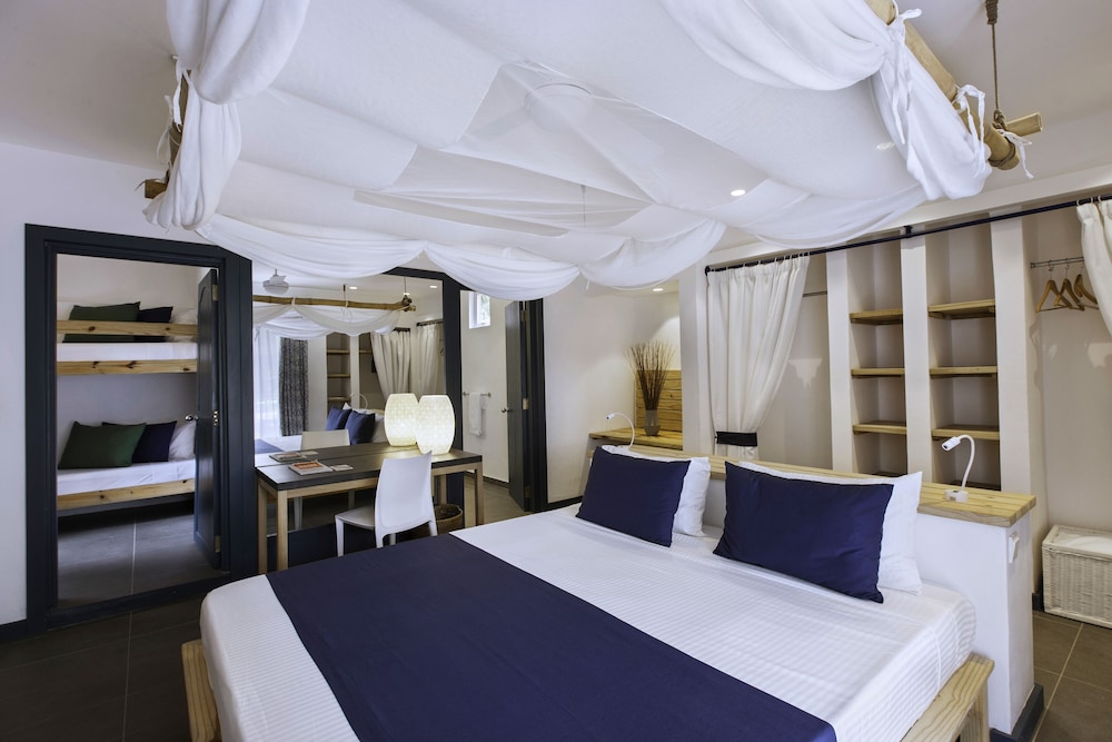 veranda pointe aux biches hotel