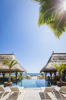 veranda pointe aux biches hotel
