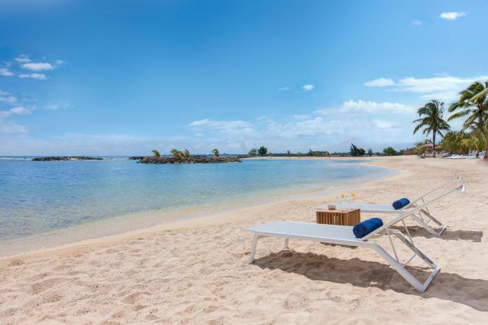 veranda pointe aux biches hotel