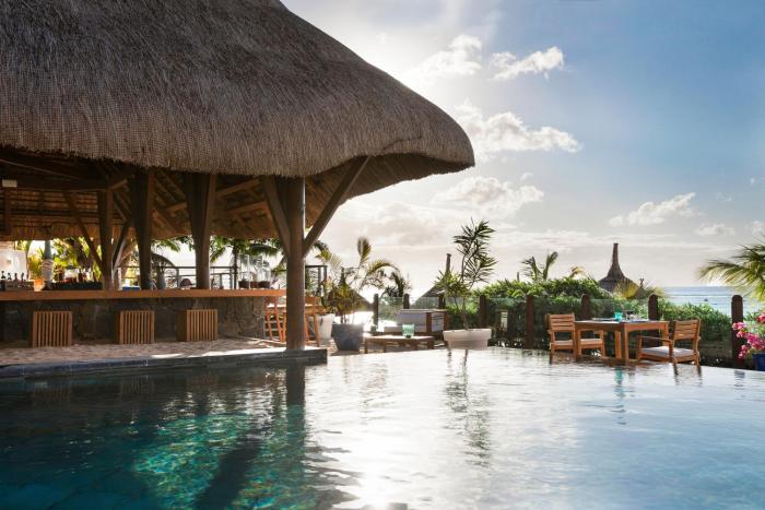 veranda pointe aux biches hotel