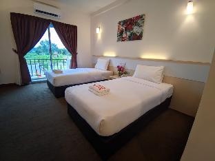 serdang lake view resort
