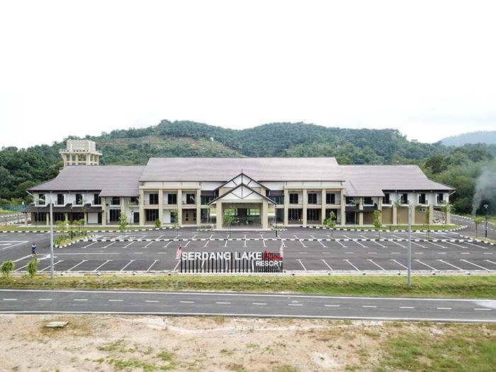 serdang lake view resort