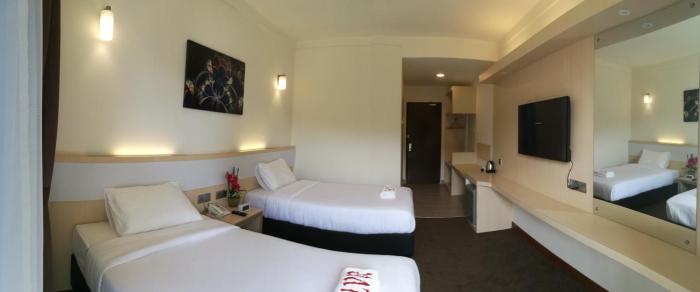 serdang lake view resort