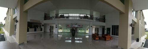 serdang lake view resort