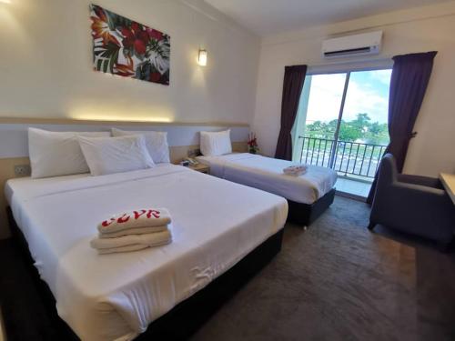 serdang lake view resort