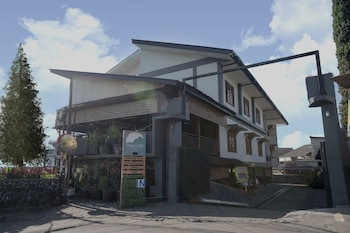 Dago's Hill Hotel,Coblong>>Bandung,2.5 star