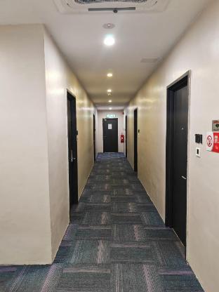 uptown hotel