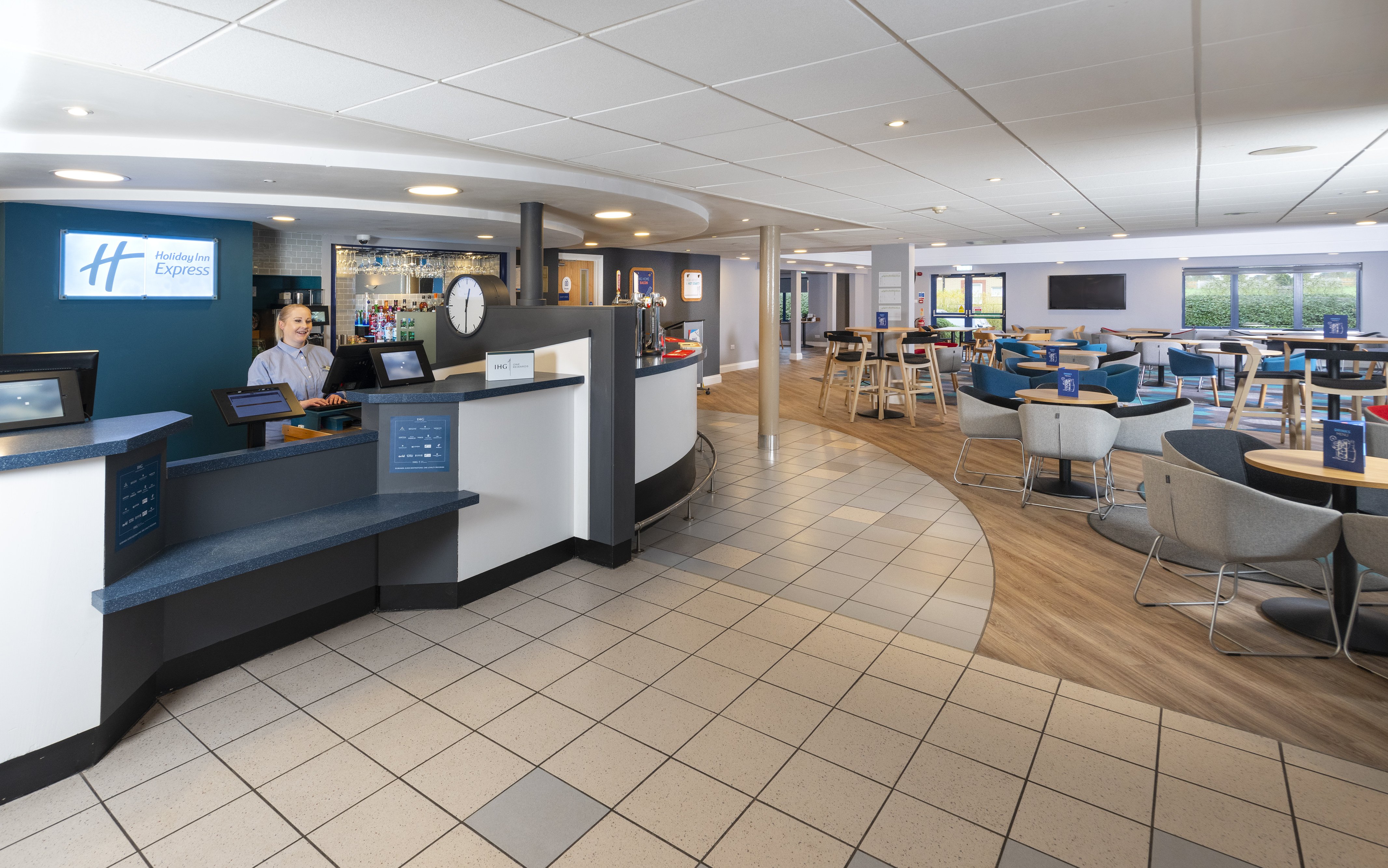 holiday inn express stafford by ihg