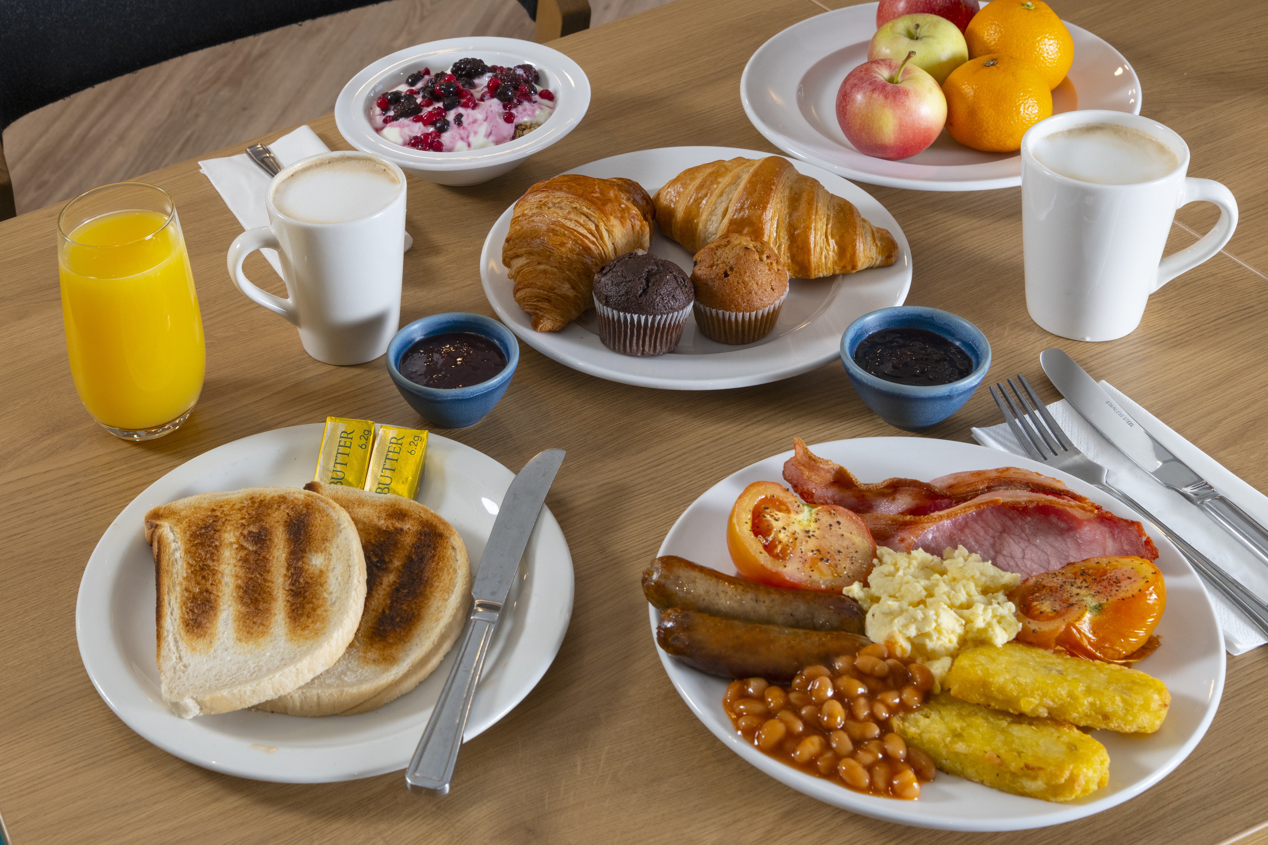 holiday inn express stafford by ihg