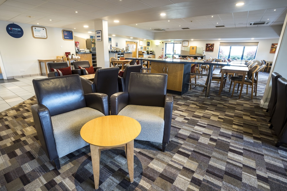 holiday inn express stafford by ihg
