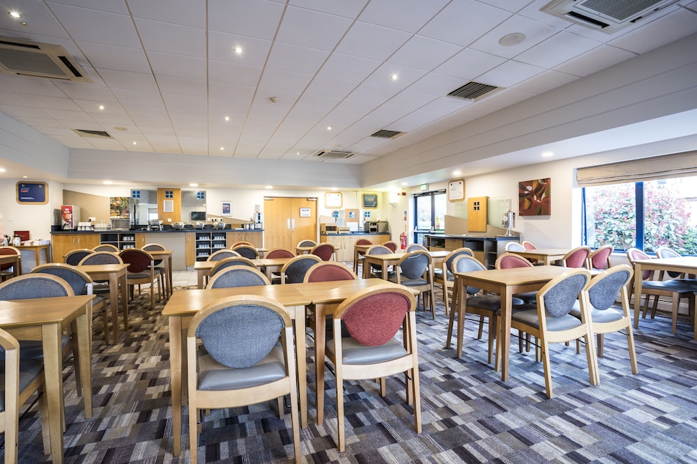 holiday inn express stafford by ihg