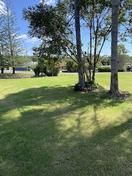 the seaview tavern motel