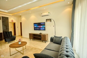 aiden homes and apartments hotel
