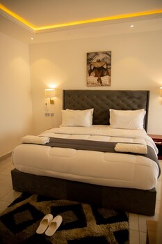 aiden homes and apartments hotel