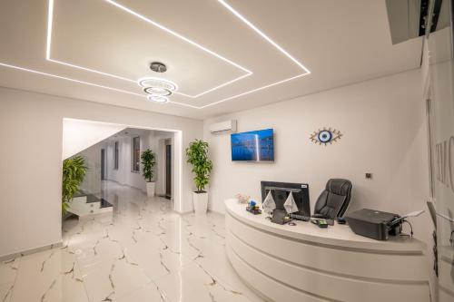 admiro hotel