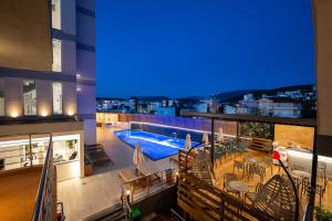 admiro hotel
