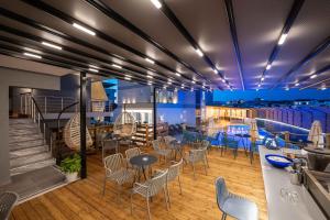 admiro hotel