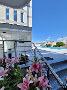 admiro hotel