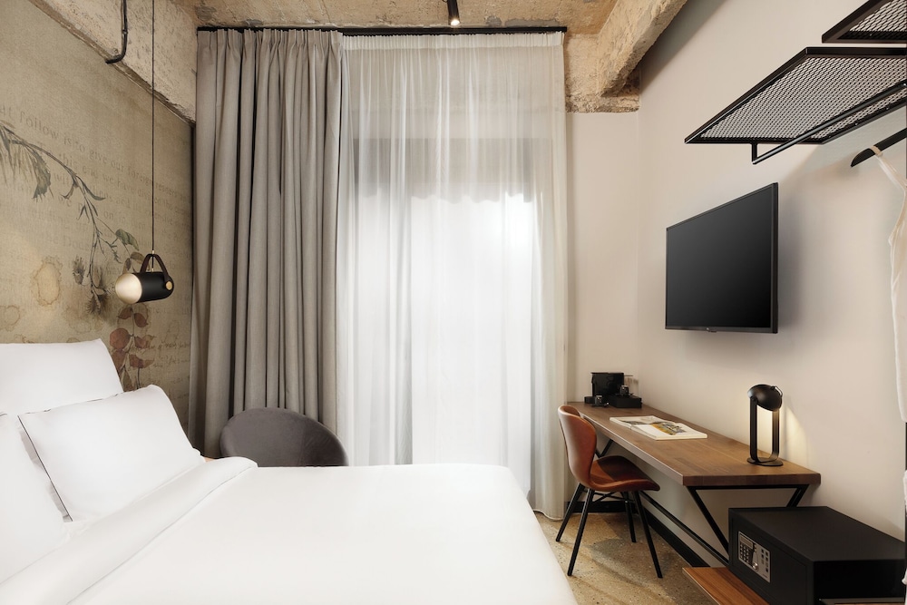 anise aluma hotel and resort