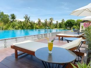 lodge moni essara kompot