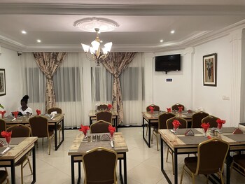 hotel les arcades
