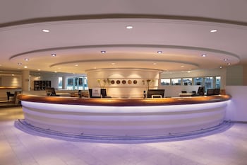 hilton stockholm slussen