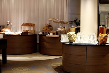 hilton stockholm slussen