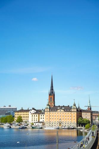 hilton stockholm slussen