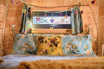 sweet donside cabins