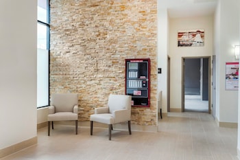 red roof inn plus jamaica ny jfk airport