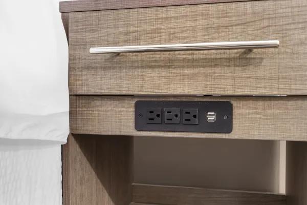 red roof inn plus jamaica ny jfk airport