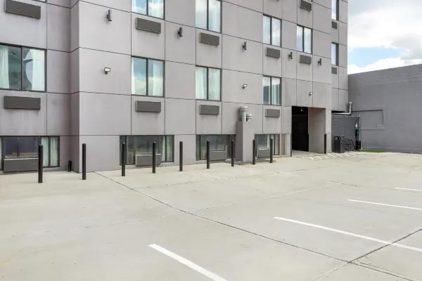 red roof inn plus jamaica ny jfk airport