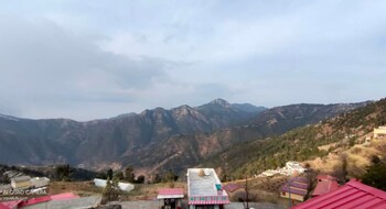 camp awara kanatal