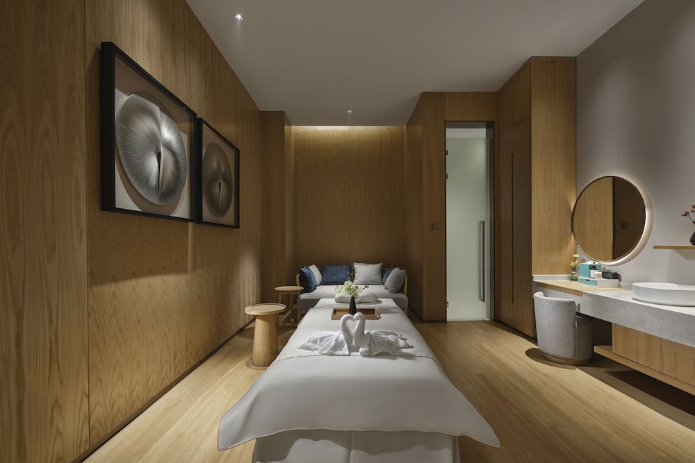 yuanchang grand harbourview hotel