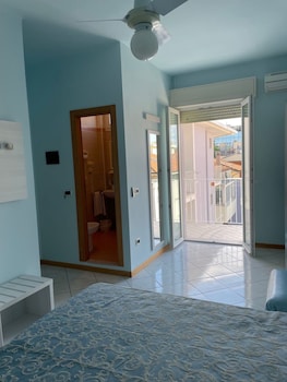 hotel mirabella